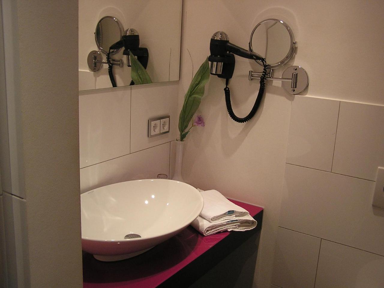Hotel Zur Promenade Donauwörth Kültér fotó